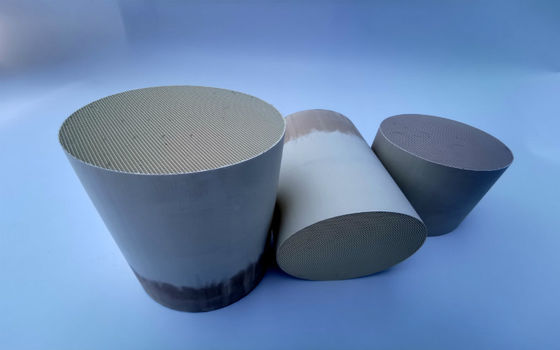 Pt Pd Rh Coated Honeycomb Catalyst Carrier 300cell Khí thải động cơ 200cell