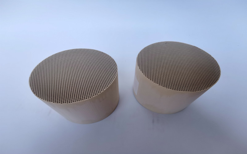 Bộ lọc Dpf phổ quát Phụ tùng xe hơi