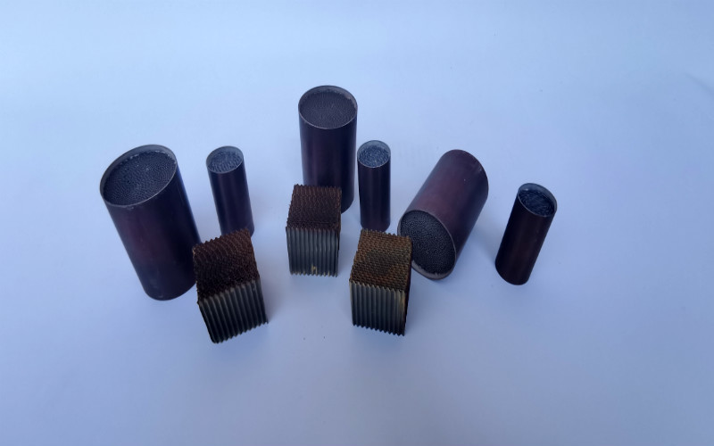 Chất xúc tác tổ ong DOC Cordierite Hỗ trợ chất nền Euro5 V