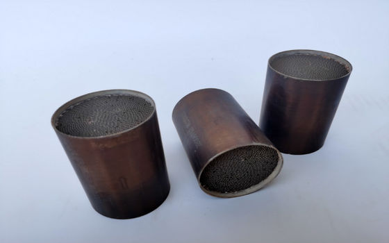 Bộ chuyển đổi xúc tác Pt Pd Rh trong xe máy 300 CPSI 400 CPSI